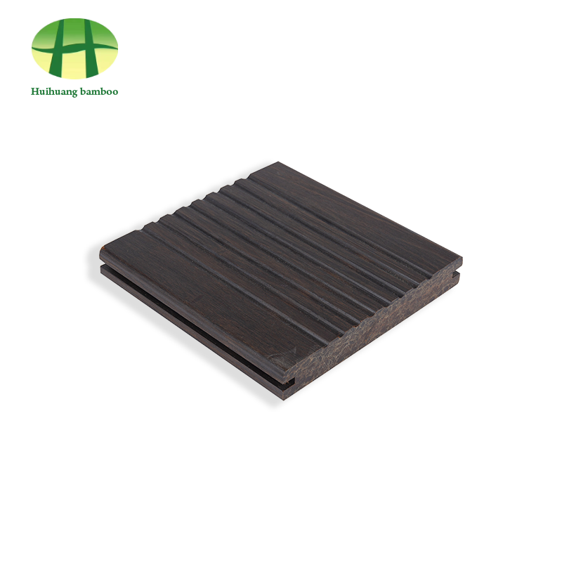 Stort bølget bambusgulv