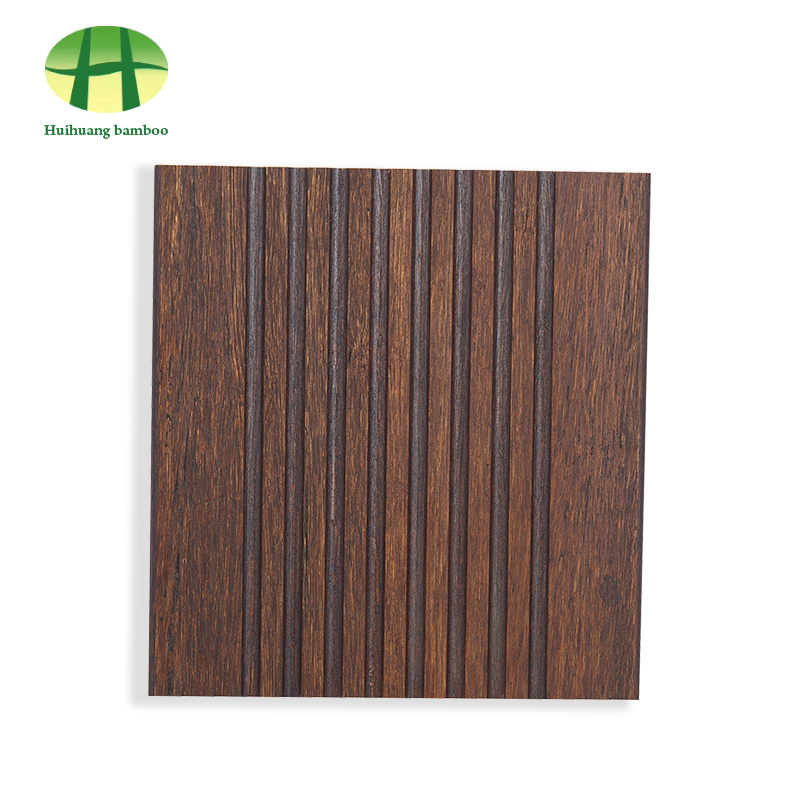 Stort bølget bambusgulv