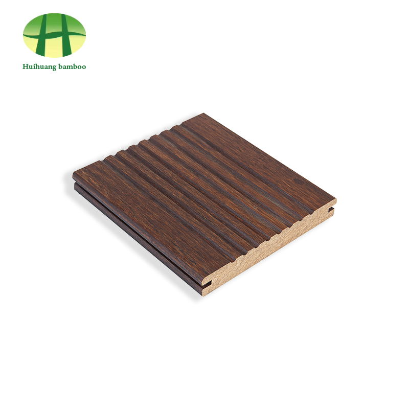 Stort bølget bambusgulv